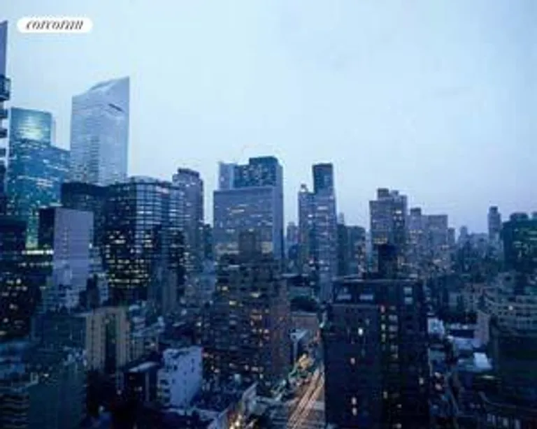 New York City Real Estate | View 303 East 49th Street, PH23 | room 1 | View 2