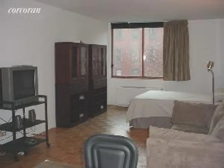 New York City Real Estate | View 393 West 49th Street, 2H | room 3 | View 4