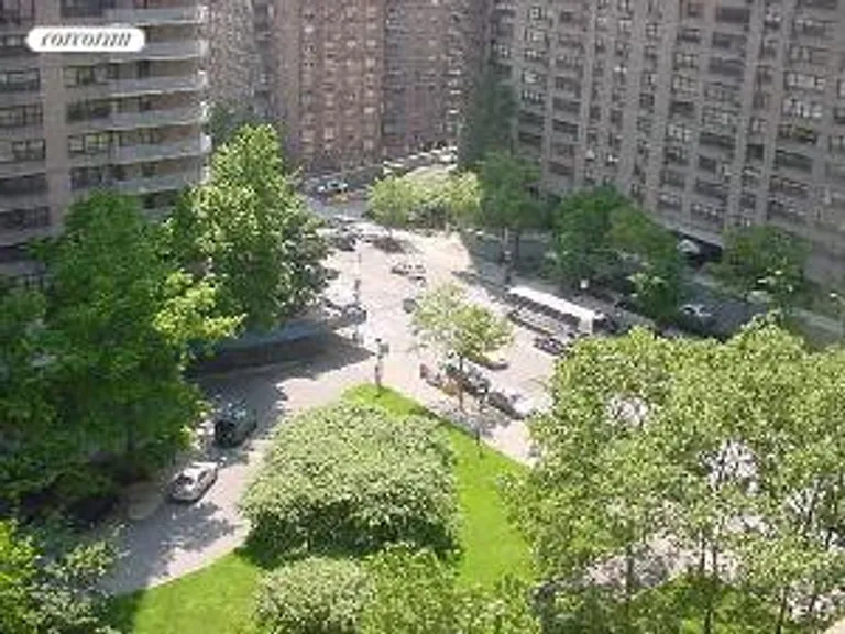 New York City Real Estate | View 180 West End Avenue, 12G | room 3 | View 4