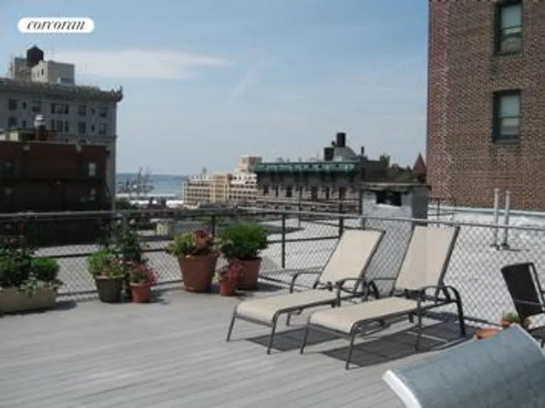 New York City Real Estate | View 61 Pierrepont Street, 32 | room 8 | View 9