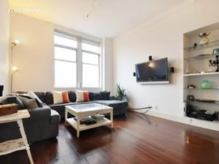 New York City Real Estate | View 60 Broadway, 5E | 1 Bed, 1 Bath | View 1