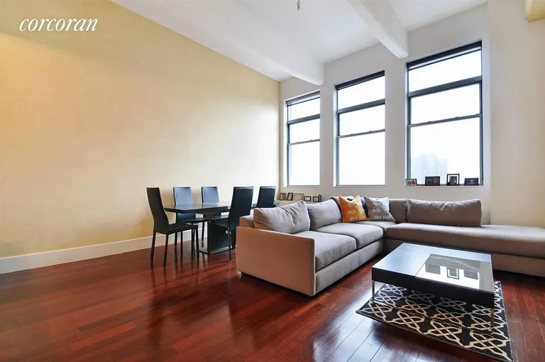 New York City Real Estate | View 60 Broadway, 8M | 1 Bed, 1 Bath | View 1