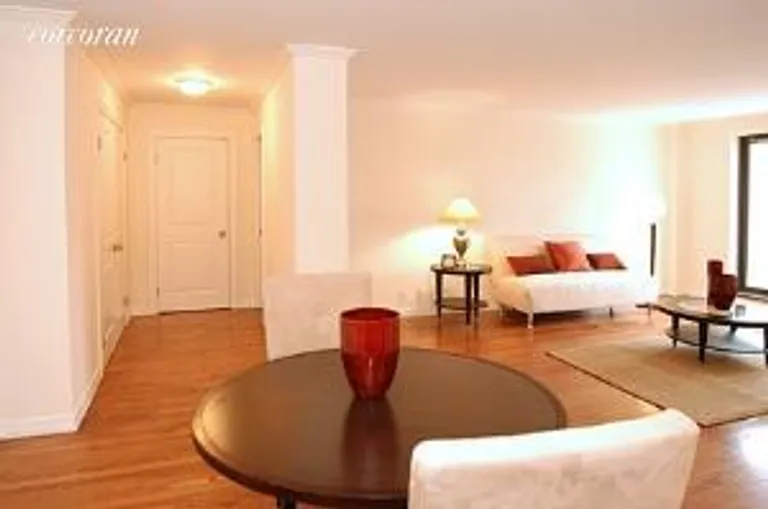 New York City Real Estate | View 333 East 34th Street, 16A | room 1 | View 2