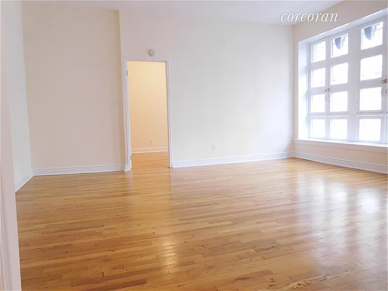 New York City Real Estate | View 100 West 12th Street, 2T | HUGE LIVING ROOM | View 3