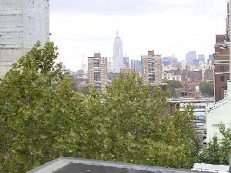 New York City Real Estate | View 85 Hudson Avenue, 2A | room 2 | View 3