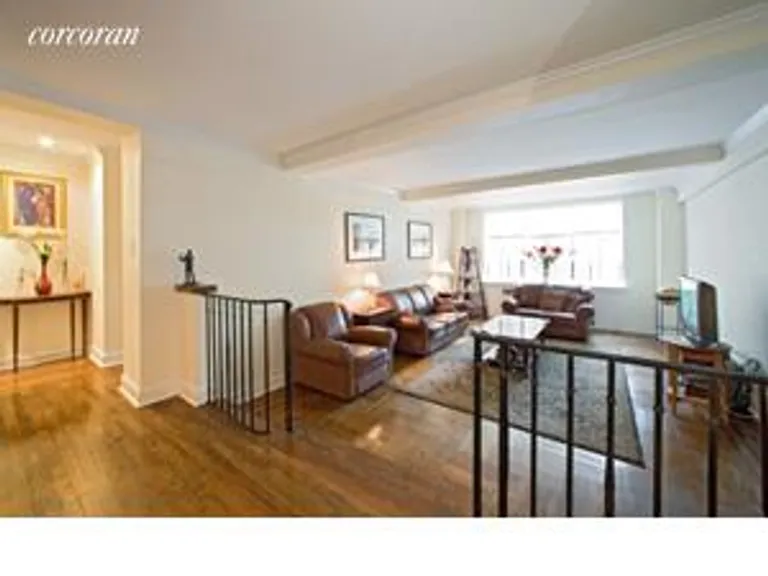 New York City Real Estate | View 110 East 87th Street, 9C | 2 Beds, 1 Bath | View 1