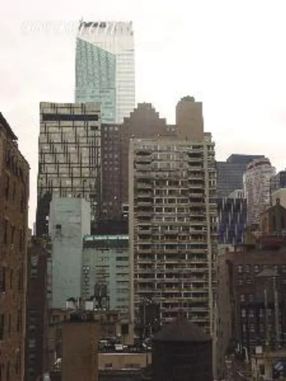 New York City Real Estate | View 145 East 48th Street, 15B | room 2 | View 3
