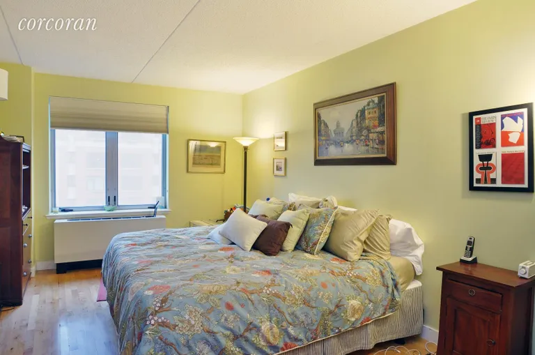 New York City Real Estate | View 53 Boerum Place, 6F | room 2 | View 3