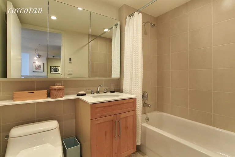 New York City Real Estate | View 53 Boerum Place, 7G | Bathroom | View 5