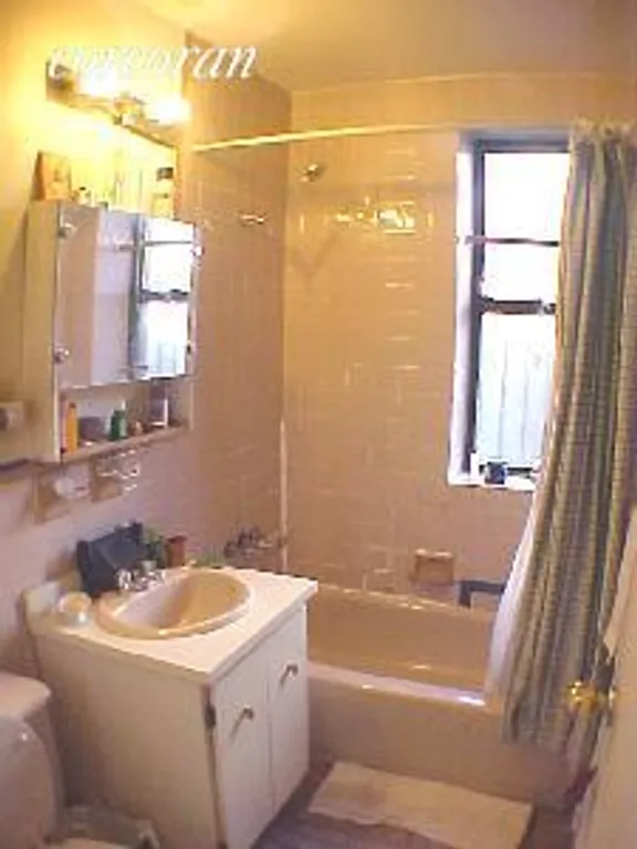 New York City Real Estate | View 149 Clinton Avenue, 1B | room 2 | View 3