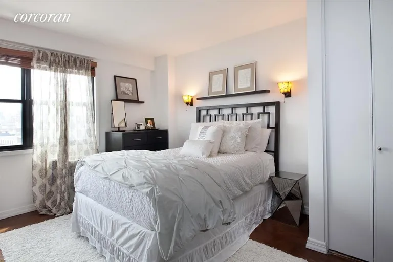 New York City Real Estate | View 31 Jane Street, 11D | Bedroom alcove | View 3