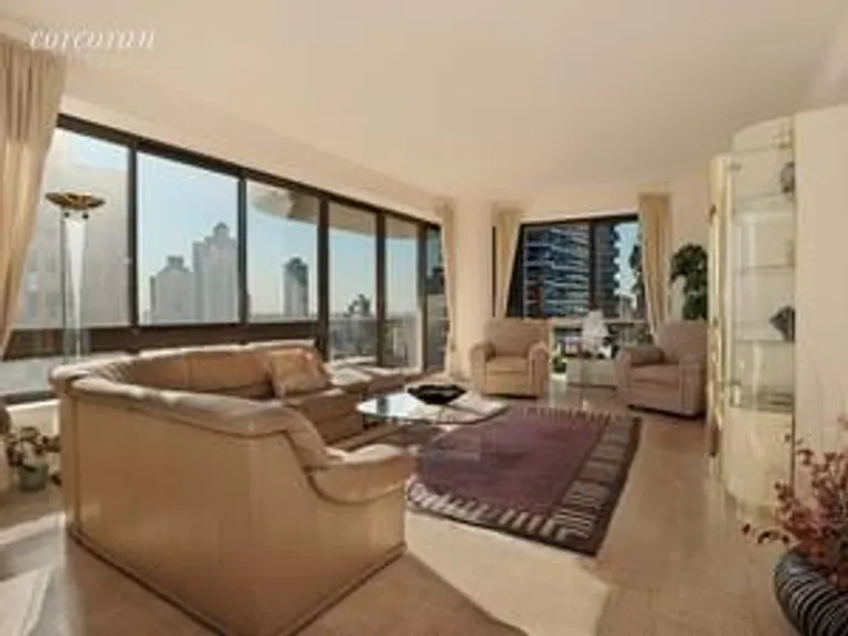 New York City Real Estate | View 167 East 61st Street, 28A | 2 Beds, 2 Baths | View 1