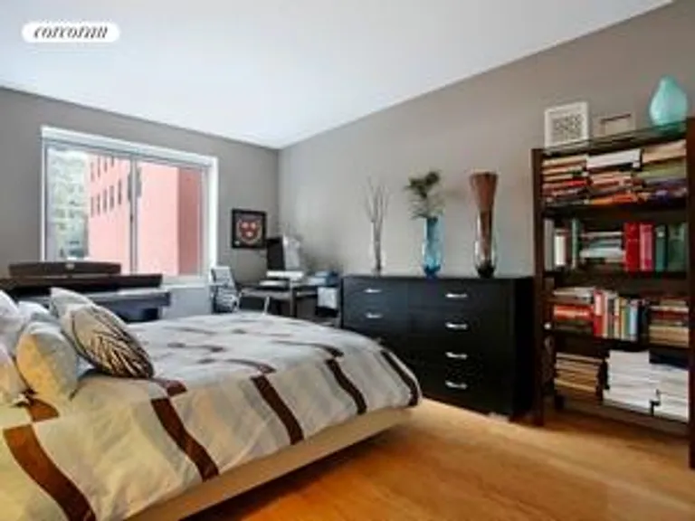 New York City Real Estate | View 555 West 23rd Street, N5L | room 1 | View 2