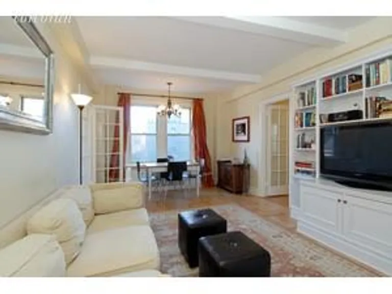 New York City Real Estate | View 35 Pierrepont Street, 4B | 2 Beds, 2 Baths | View 1