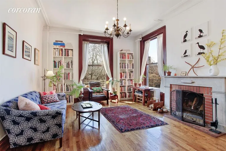 New York City Real Estate | View 321 Clinton Avenue, 6 | 2 Beds, 1 Bath | View 1