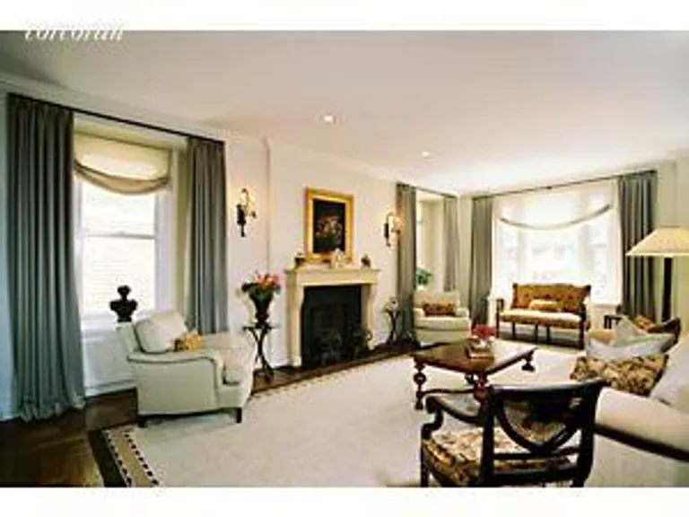 New York City Real Estate | View 30 Sutton Place, 7CD | 2 Beds, 2 Baths | View 1