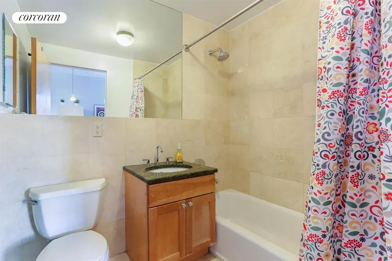 New York City Real Estate | View 231 15th Street, 3D | Bathroom | View 2