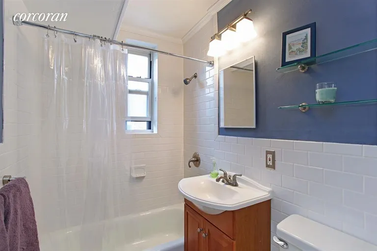 New York City Real Estate | View 243 McDonald Avenue, 3K | Bathroom | View 6