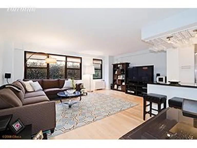 New York City Real Estate | View 200 East 27th Street, 1F | room 1 | View 2