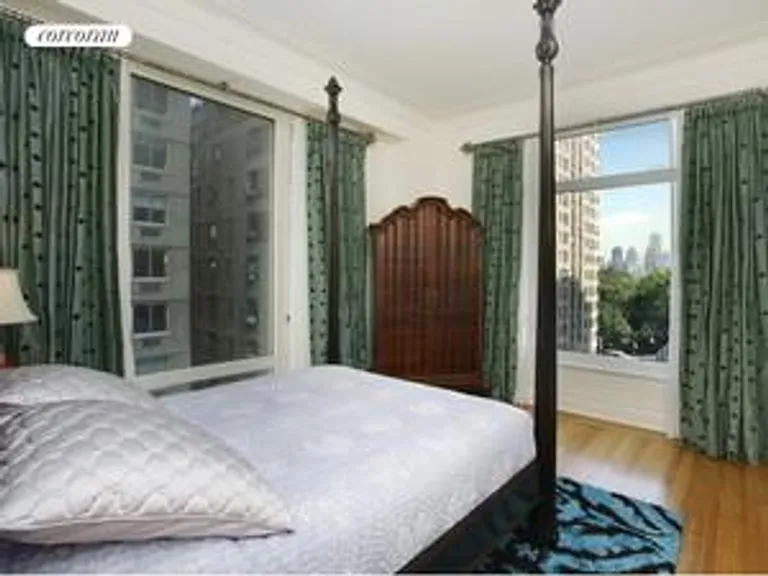 New York City Real Estate | View 15 Central Park West, 7G | room 3 | View 4