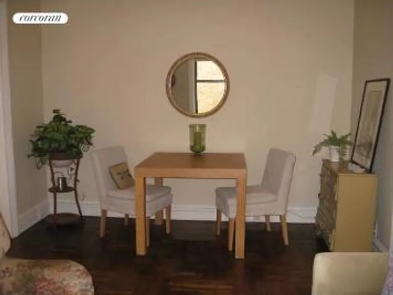 New York City Real Estate | View 860 West 181st Street, 44 | Dining area | View 2