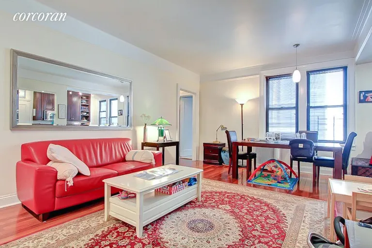 New York City Real Estate | View 304 West 89th Street, 5A | 2 Beds, 1 Bath | View 1