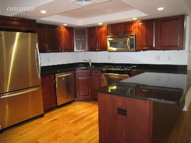 New York City Real Estate | View 25 Murray Street, 5A | Kitchen | View 2