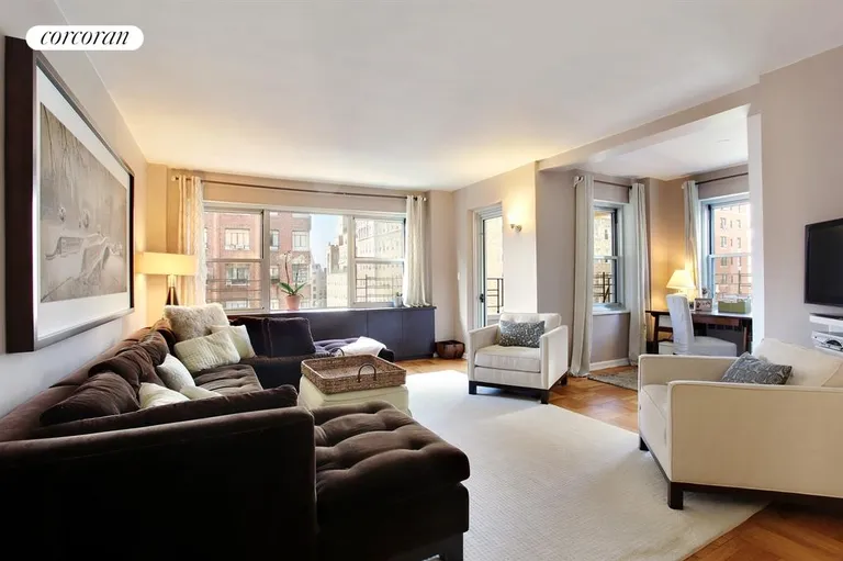 New York City Real Estate | View 11 Fifth Avenue, 10OP | Living Room | View 9