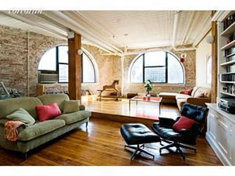 New York City Real Estate | View 6 Varick Street, 9B | 2 Beds, 1 Bath | View 1