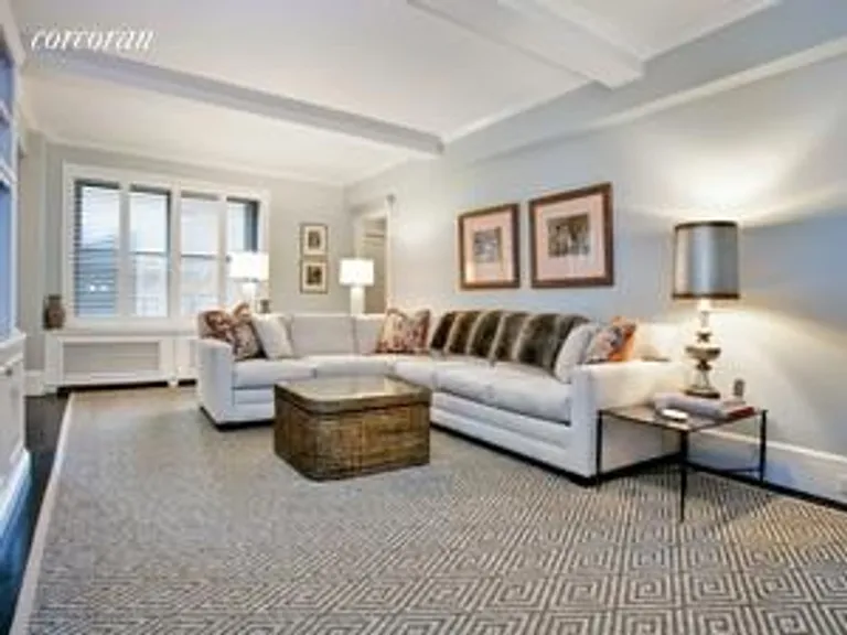 New York City Real Estate | View 325 East 79th Street, 6C | 2 Beds, 2 Baths | View 1