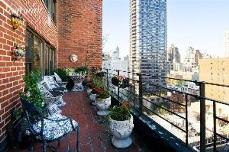 New York City Real Estate | View 510 East 86th Street, 17E | room 1 | View 2