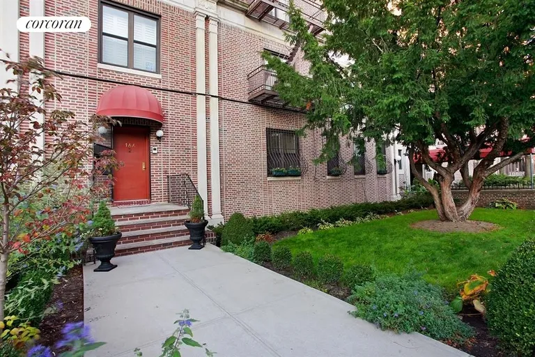 New York City Real Estate | View 225 Eastern Parkway, 2J | Front garden | View 7