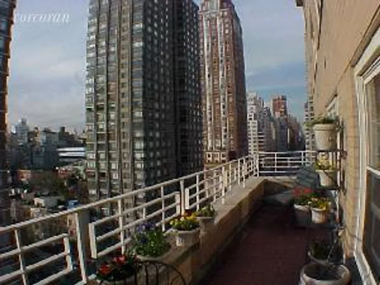 New York City Real Estate | View 205 East 63rd Street, 14F | 1 Bed, 1 Bath | View 1