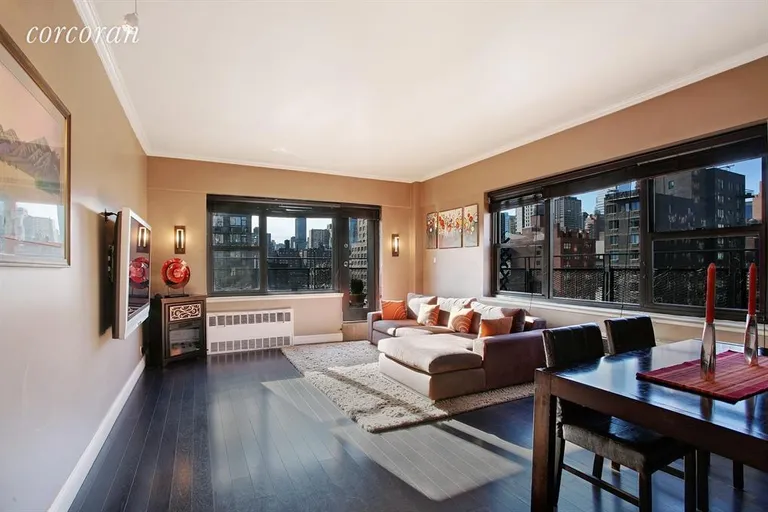New York City Real Estate | View 405 East 63rd Street, PHK | 2 Beds, 1 Bath | View 1