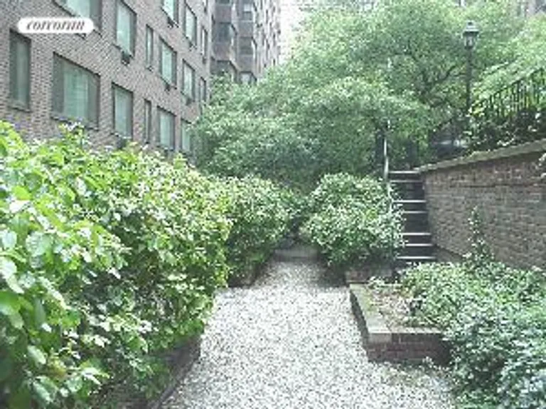 New York City Real Estate | View 425 East 63rd Street, E7B | room 5 | View 6