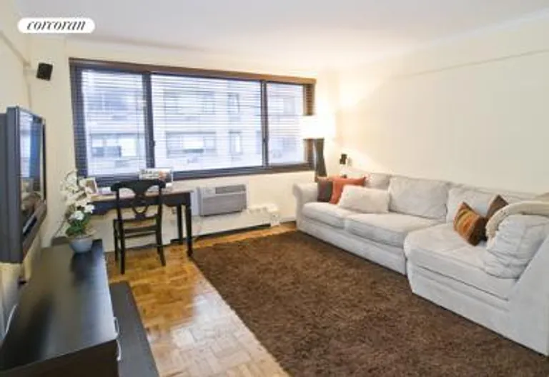 New York City Real Estate | View 425 East 63rd Street, E8J | 1 Bed, 1 Bath | View 1
