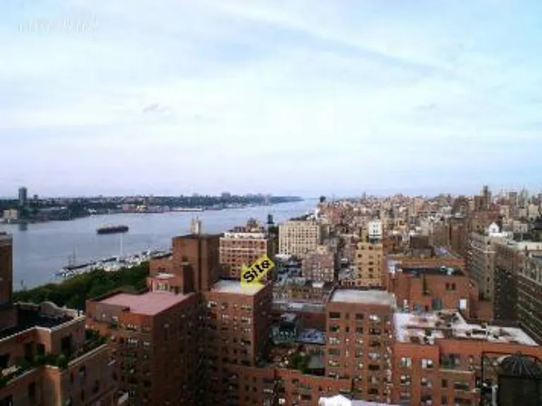 New York City Real Estate | View 11 Riverside Drive, PH-W2 | 4 Beds, 4 Baths | View 1