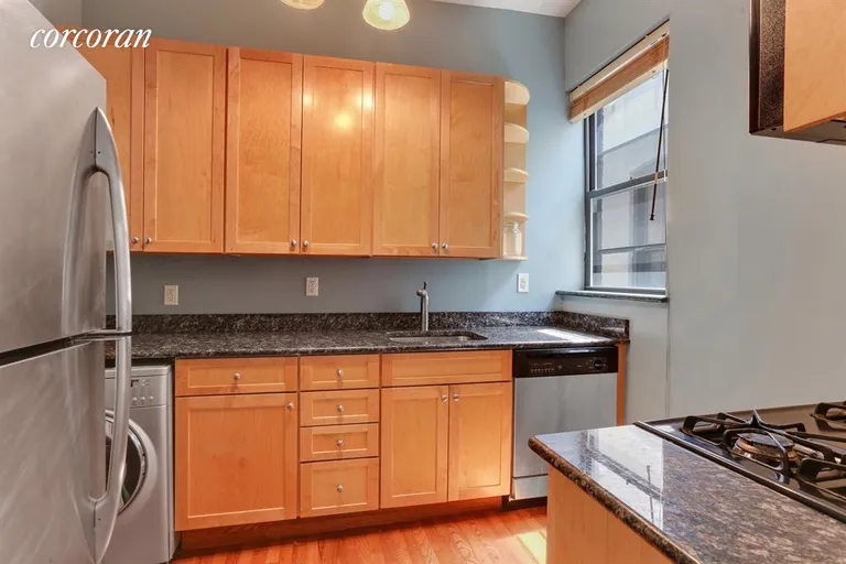 New York City Real Estate | View 72 Morningside Avenue, 53 | Kitchen | View 2