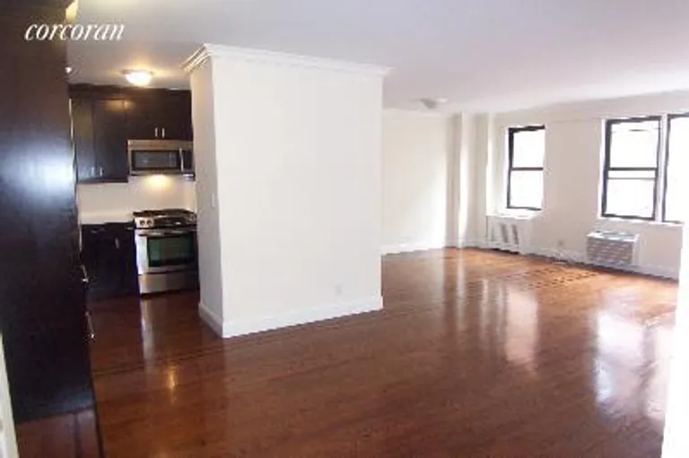 New York City Real Estate | View 333 East 34th Street, 8D | 2.5 Beds, 2 Baths | View 1