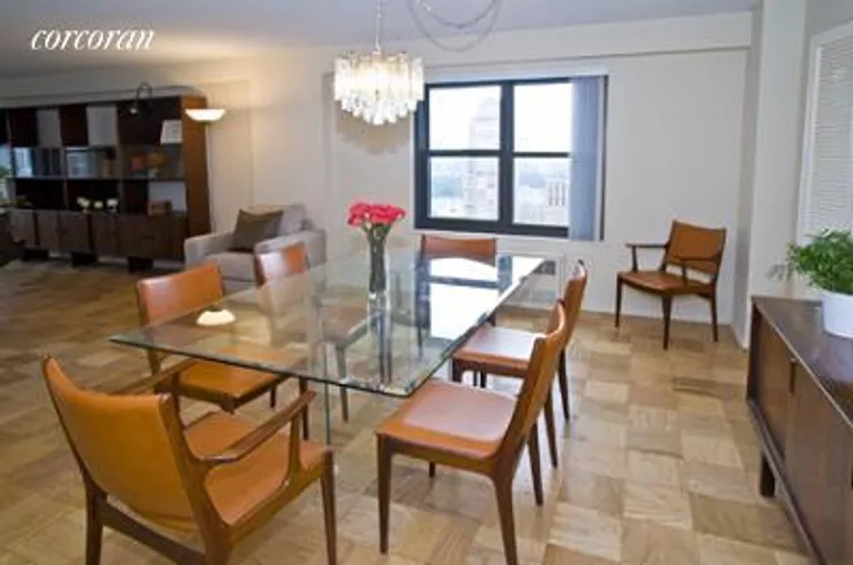 New York City Real Estate | View 111 East 85th Street, 28G | room 2 | View 3