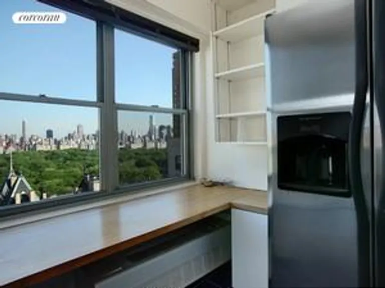 New York City Real Estate | View 15 West 72Nd Street, 24C | room 4 | View 5