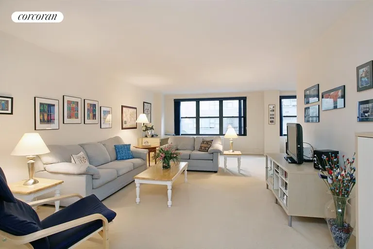New York City Real Estate | View 225 East 57th Street, 4H | 1 Bed, 1 Bath | View 1