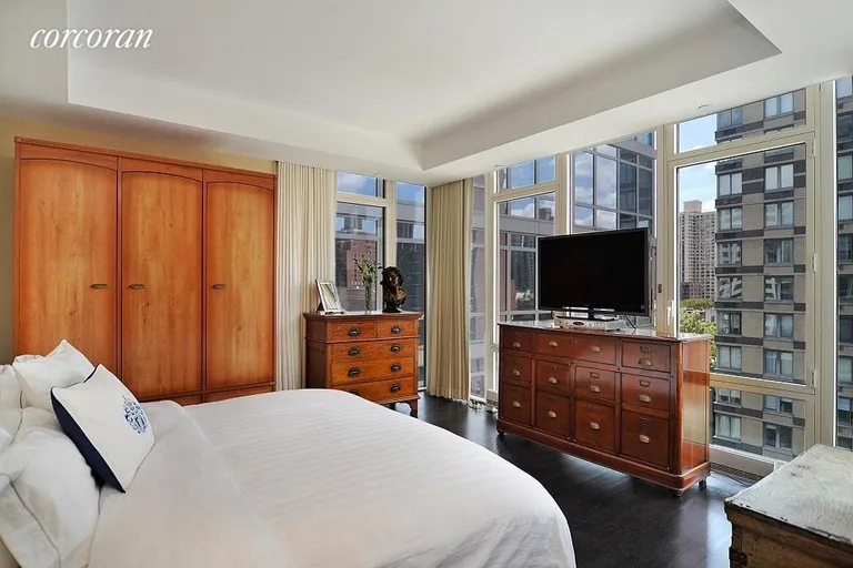 New York City Real Estate | View 305 East 85th Street, 9D | room 2 | View 3