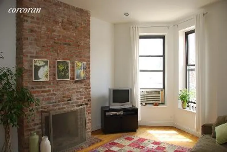 New York City Real Estate | View 333 3rd Street, 2R | 2 Beds, 1 Bath | View 1