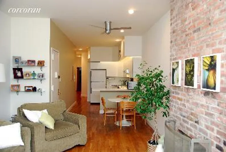 New York City Real Estate | View 333 3rd Street, 2R | room 2 | View 3