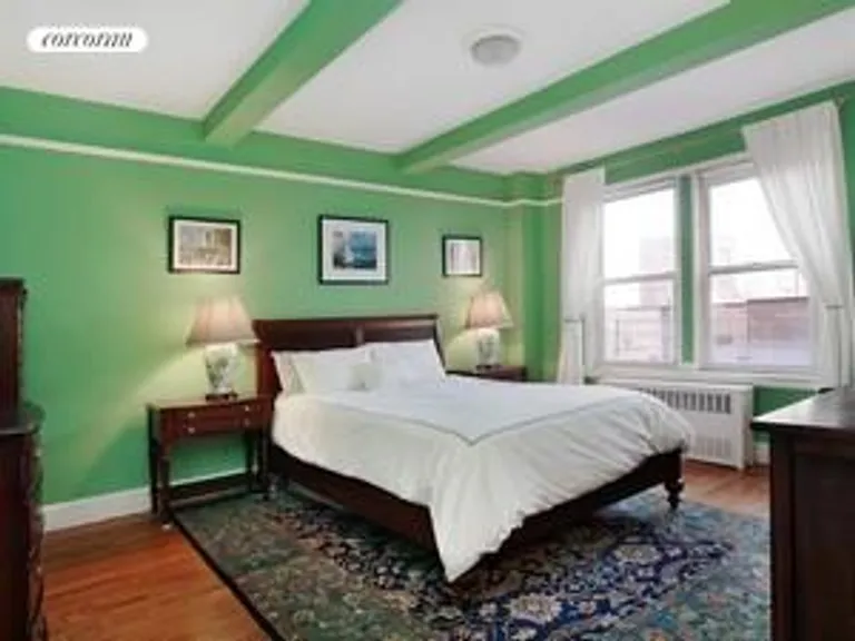 New York City Real Estate | View 325 East 79th Street, 8D | room 1 | View 2