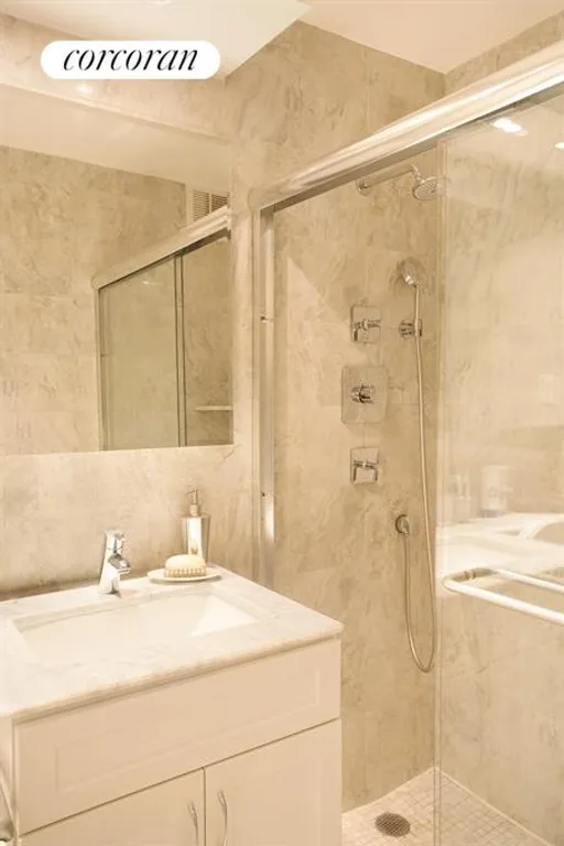 New York City Real Estate | View 340 East 80th Street, 4M | Bathroom | View 6