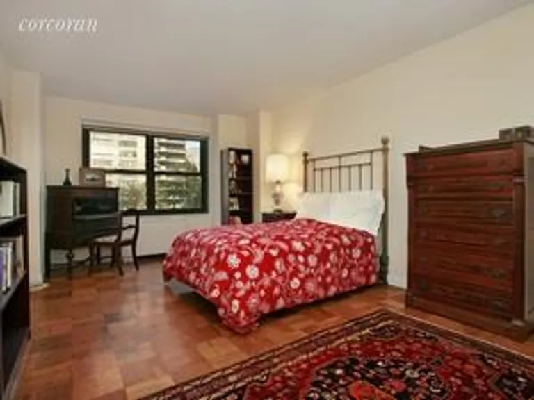 New York City Real Estate | View 150 West End Avenue, 4H | room 1 | View 2
