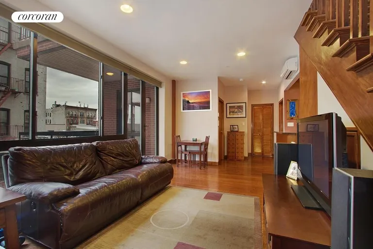 New York City Real Estate | View 116 Conselyea Street, 4B | Living Room | View 7