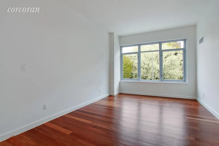 New York City Real Estate | View 174 Vanderbilt Avenue, 303 | room 1 | View 2